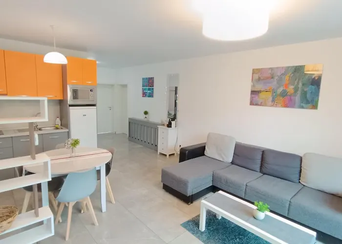 Anastasia Apartments